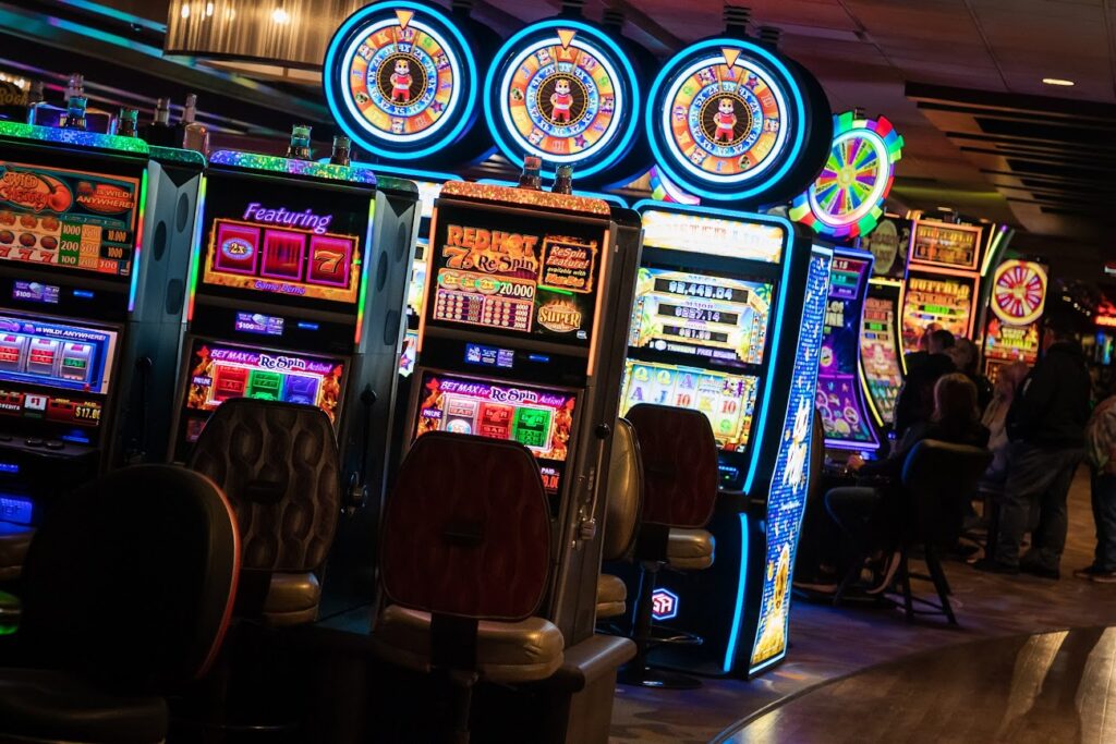 APK Slot: Klaim Bonus Garansi dan Mainkan Slot Favorit Anda